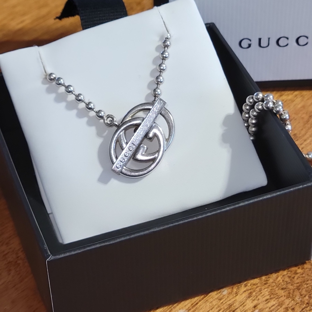 Gucci Sterling Silver Pendant Necklace